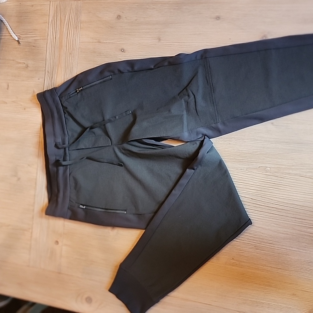 Athleta joggers